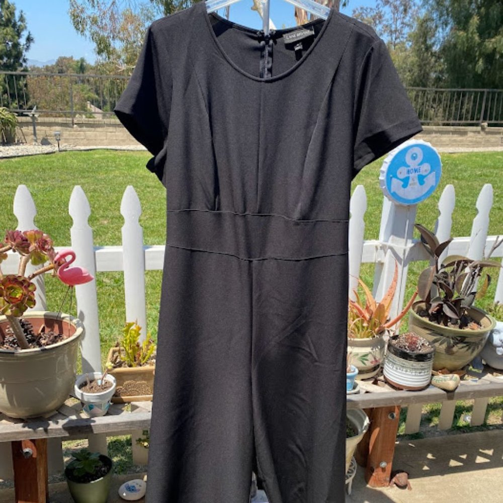 Women's black jumpsuit NWT